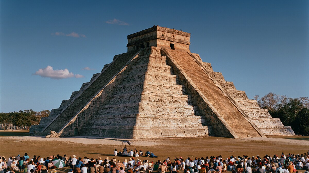 Maya pyramid in Chichen Itza
